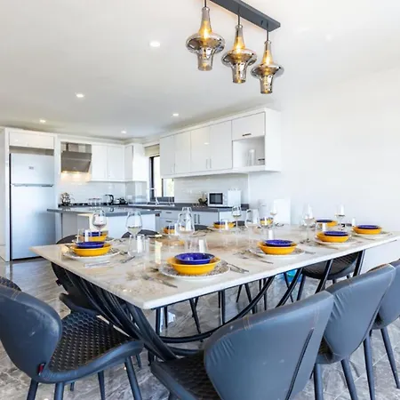 5 Bedroom Short Walk To The Oldtown * Kalkan