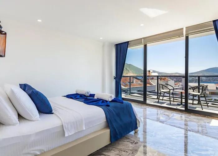 Villa 5 Bedroom Short Walk To The Oldtown Kalkan