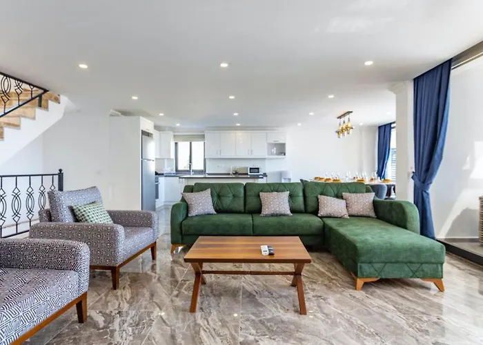 5 Bedroom Short Walk To The Oldtown Villa Kalkan