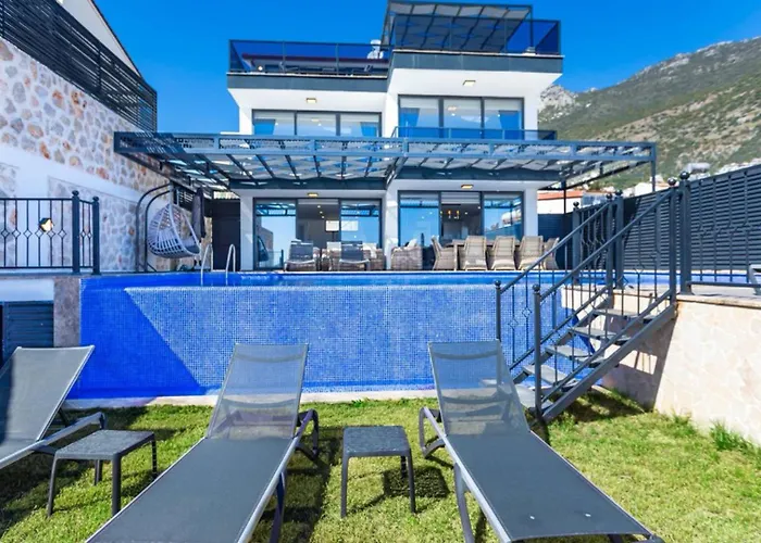 5 Bedroom Short Walk To The Oldtown Villa Kalkan