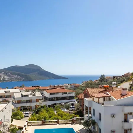 5 Bedroom Short Walk To The Oldtown *
