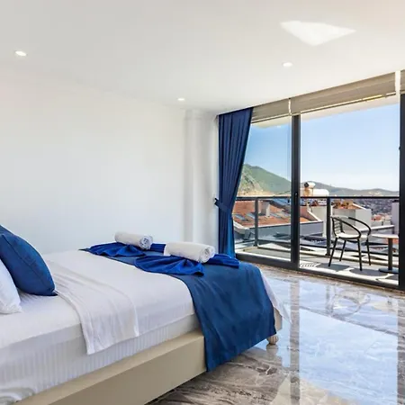 Villa 5 Bedroom Short Walk To The Oldtown Kalkan