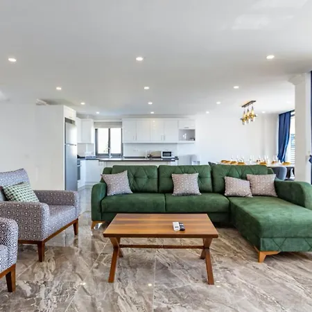 5 Bedroom Short Walk To The Oldtown Villa Kalkan