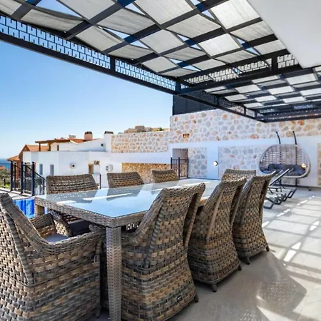 Villa 5 Bedroom Short Walk To The Oldtown Kalkan