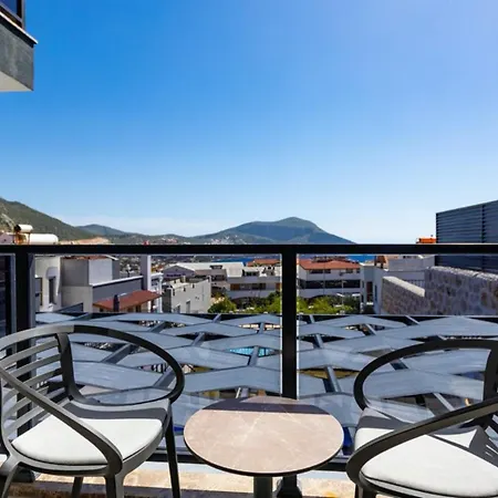 5 Bedroom Short Walk To The Oldtown