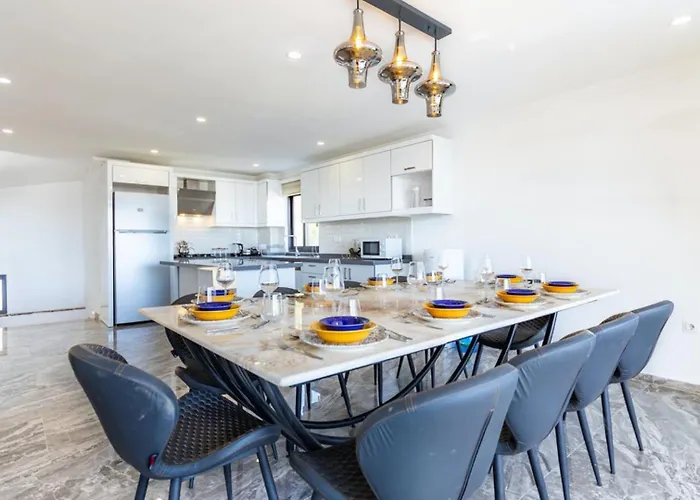 5 Bedroom Short Walk To The Oldtown * Kalkan