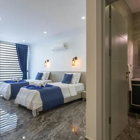 5 Bedroom Short Walk To The Oldtown