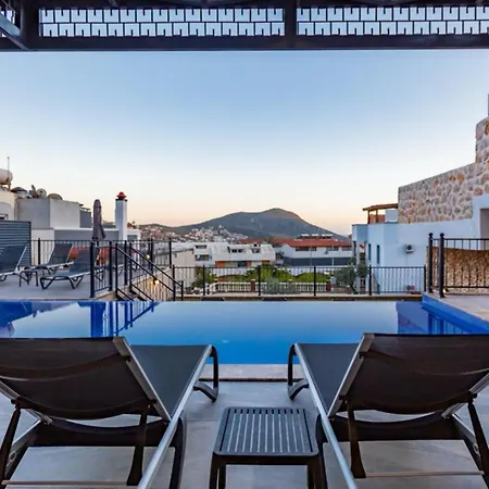 5 Bedroom Short Walk To The Oldtown Villa Kalkan